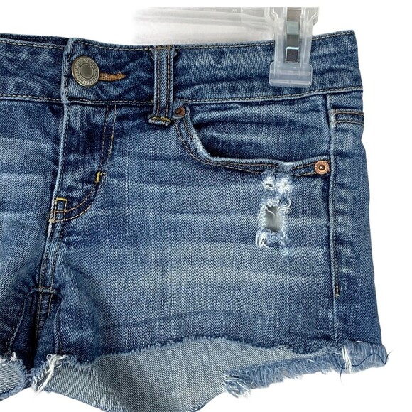 American Eagle Denim Booty Shorts Women Sz 2 Destroyed Cutoffs - Picture 2 of 7